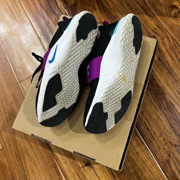 Nike Renew Black and Purple Training Sneakers - Picture 4 of 4